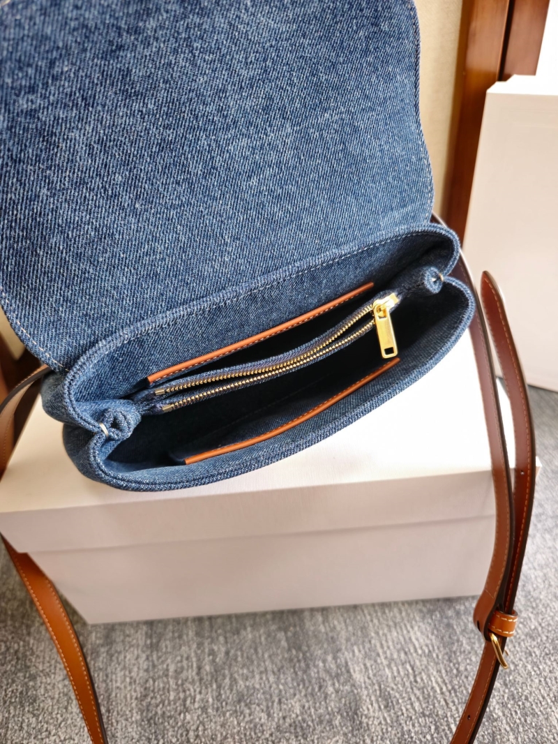 Ce1i*e kelly bags